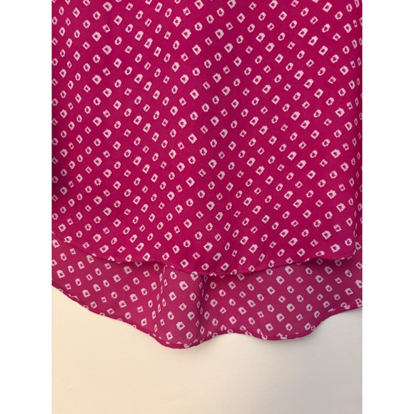 Chaus New York Magenta Pink Geometric Print Roll Tab Sleeve Blouse Top Medium - Picture 2 of 7